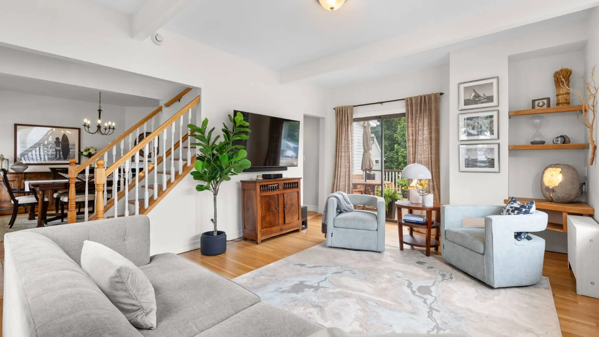 Property at 111 Rochelle Street, New York, NY 10464 4