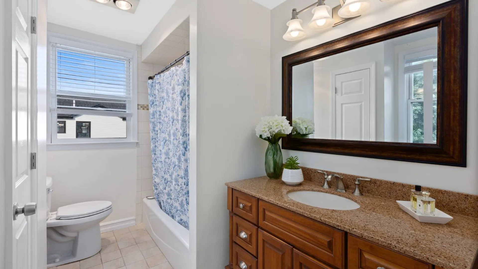 Property at 111 Rochelle Street, New York, NY 10464 12