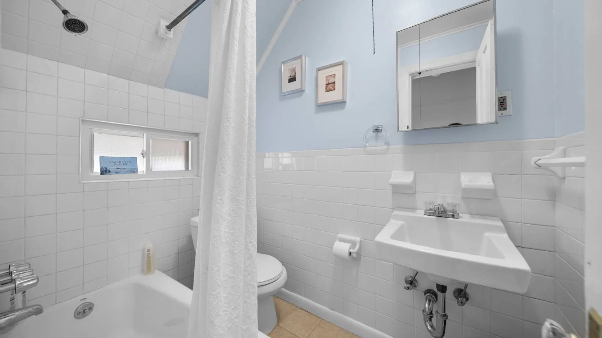 Property at 111 Rochelle Street, New York, NY 10464 23