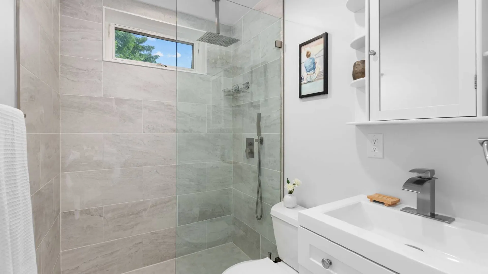 Property at 111 Rochelle Street, New York, NY 10464 27
