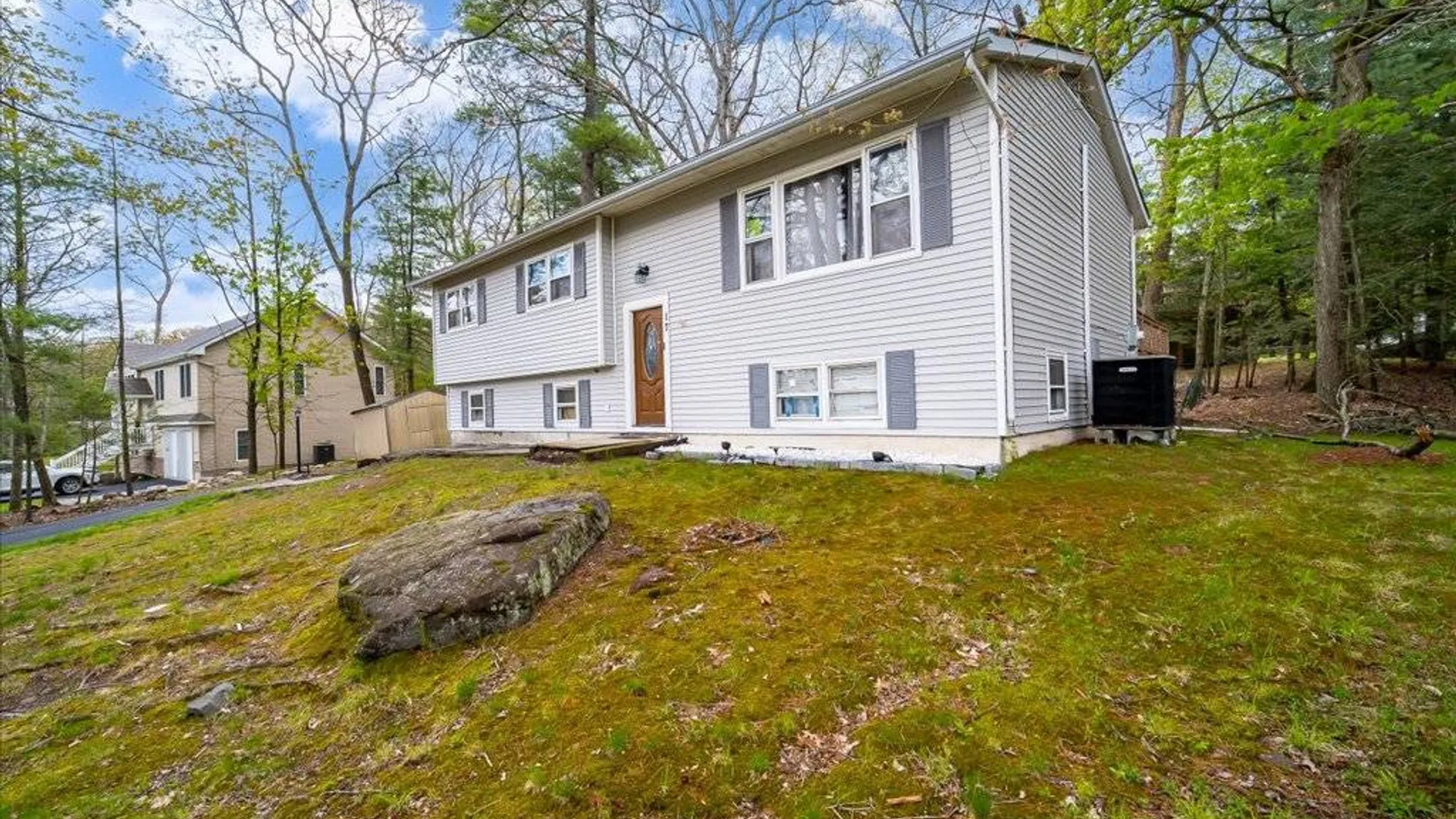 Property at 17 Chester St, Rock Hill, NY 12775 3