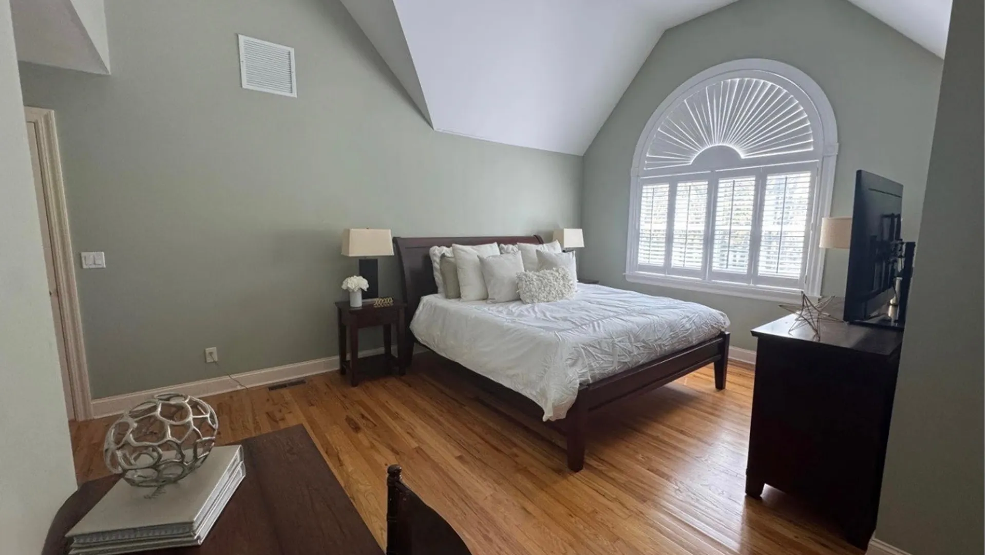 Property at 4 bennett dr, East Quogue, NY 11942 14