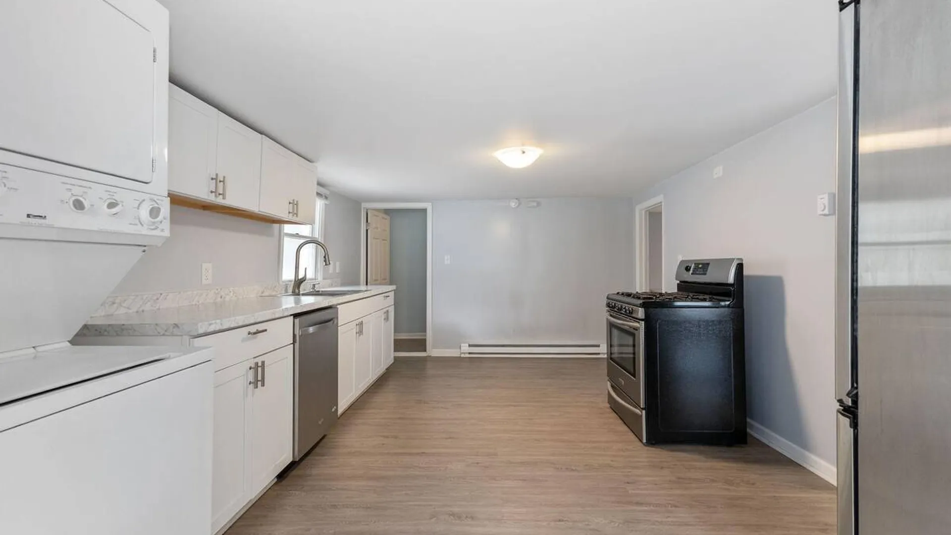 Property at 9 Kellogg Avenue, Colonie, NY 12304 12