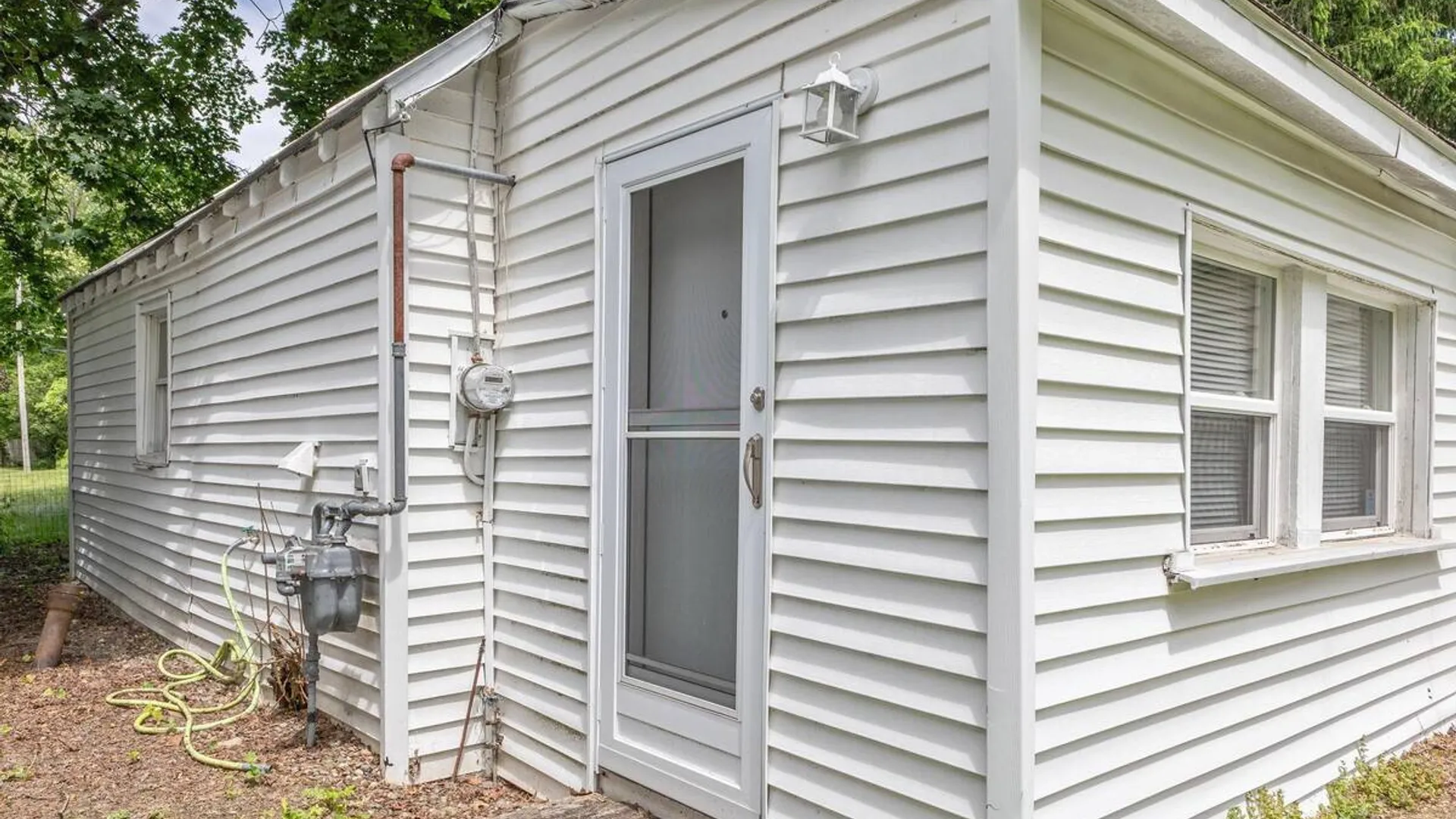 Property at 9 Kellogg Avenue, Colonie, NY 12304 21