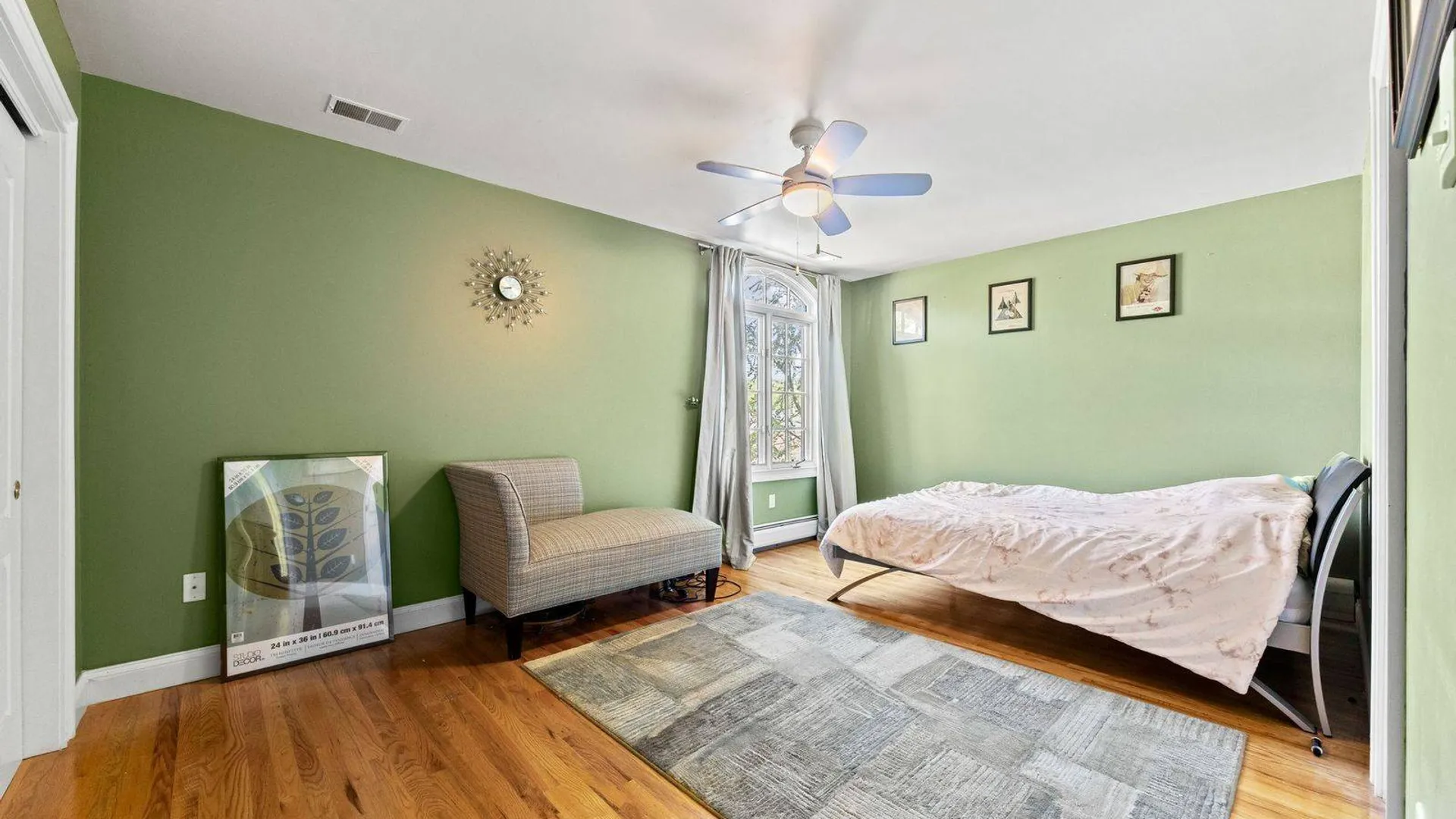 Property at 240 Center street, Richmondtown, NY 10306 22