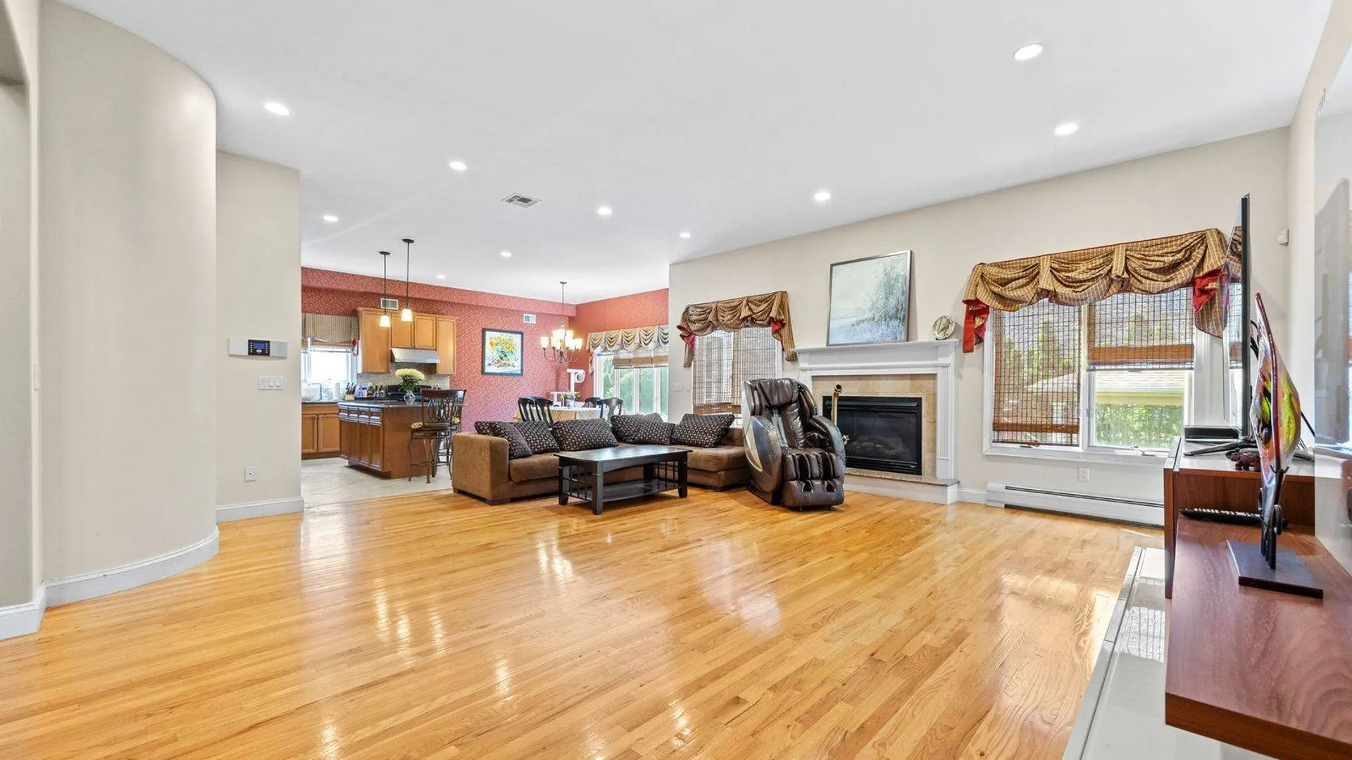 Property at 240 Center street, Richmondtown, NY 10306 8