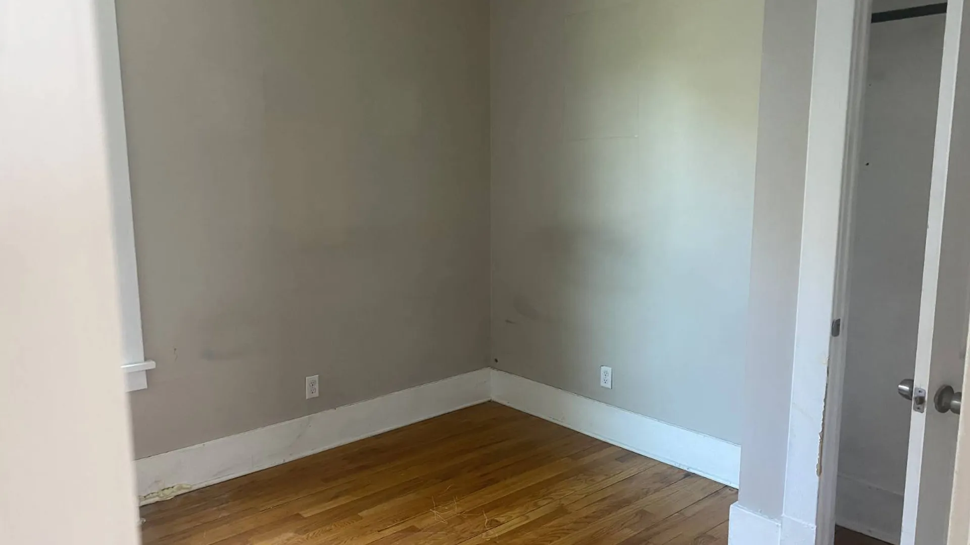 Property at 51 Hollywood Ave, Albany, NY 12208 5