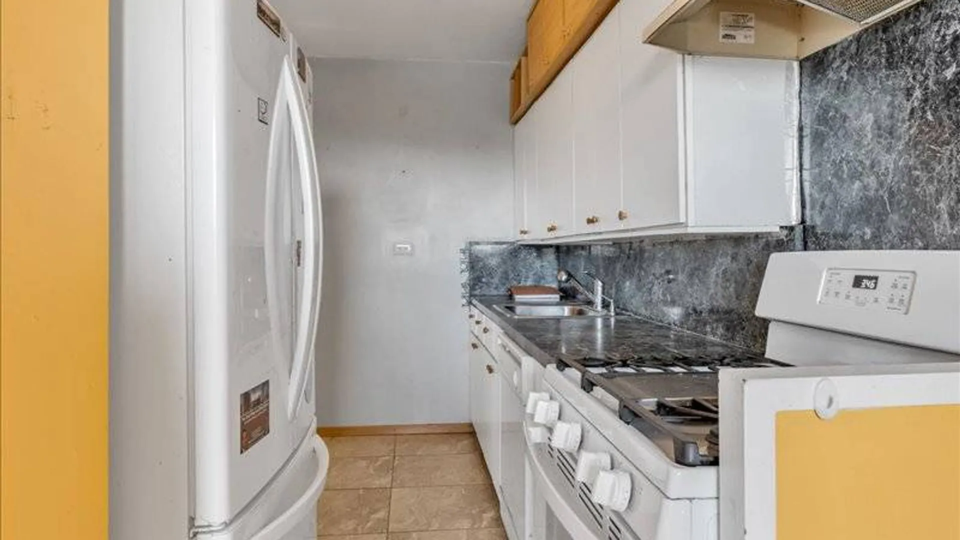 Property at 2942 West 5 Street, Brooklyn, NY 11224 10