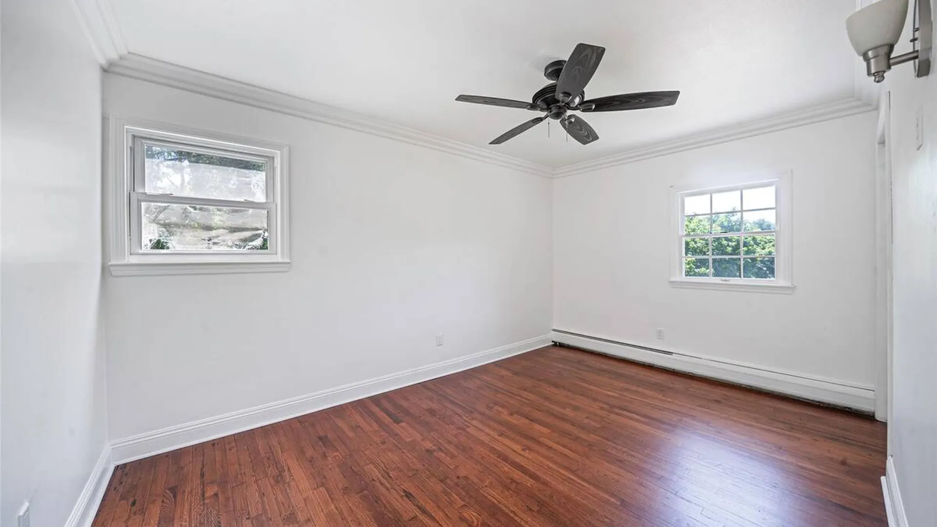 Property at 7 New Jersey Court, Dix Hills, NY 11746 31