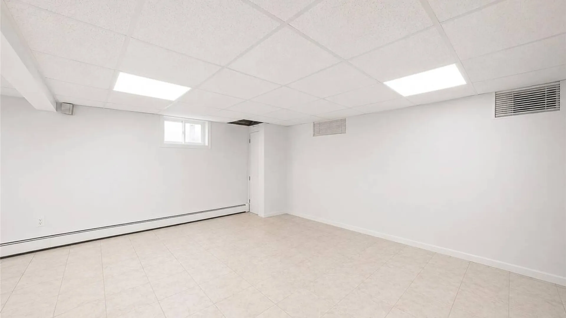 Property at 7 New Jersey Court, Dix Hills, NY 11746 36