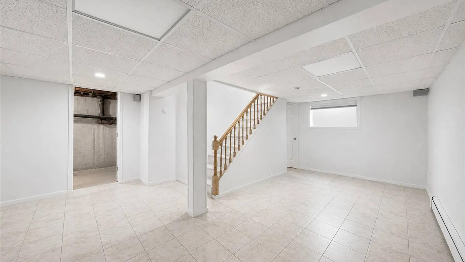 Property at 7 New Jersey Court, Dix Hills, NY 11746 38