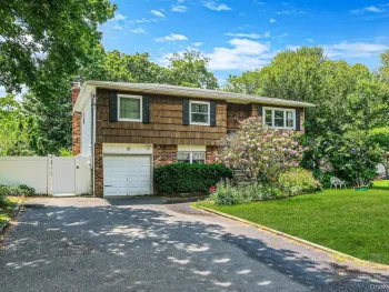Property at 4 Dogwood Avenue, Farmingville, NY 11738
