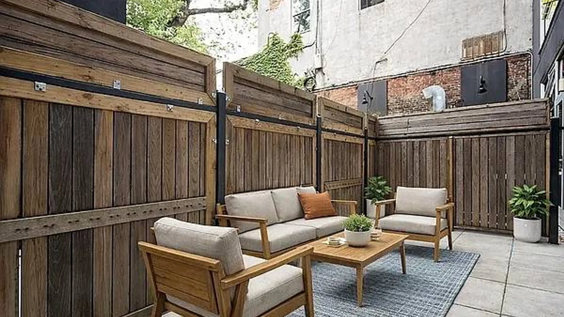 Property at 390 Lorimer Street, Brooklyn, NY 11206 7