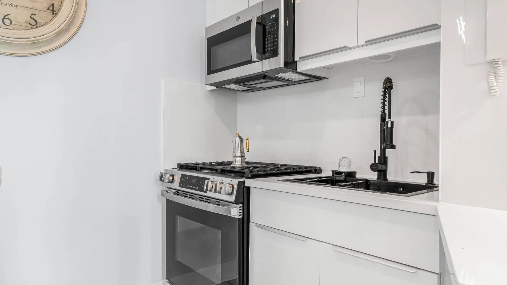 Property at 101 Lafayette Ave, Brooklyn, NY 11217 15