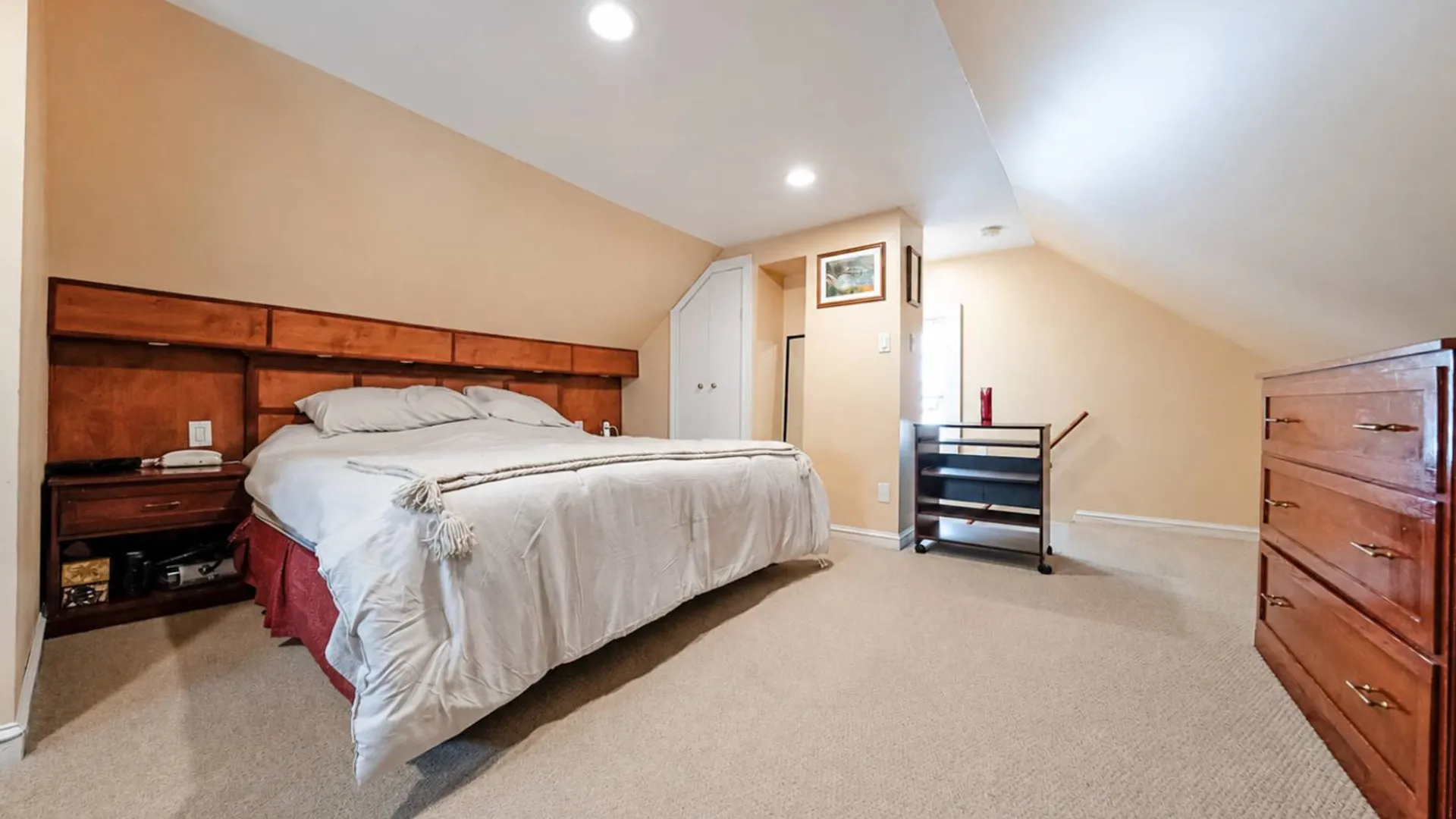 Property at 240-11 88th Avenue, Bellerose, NY 11426 22