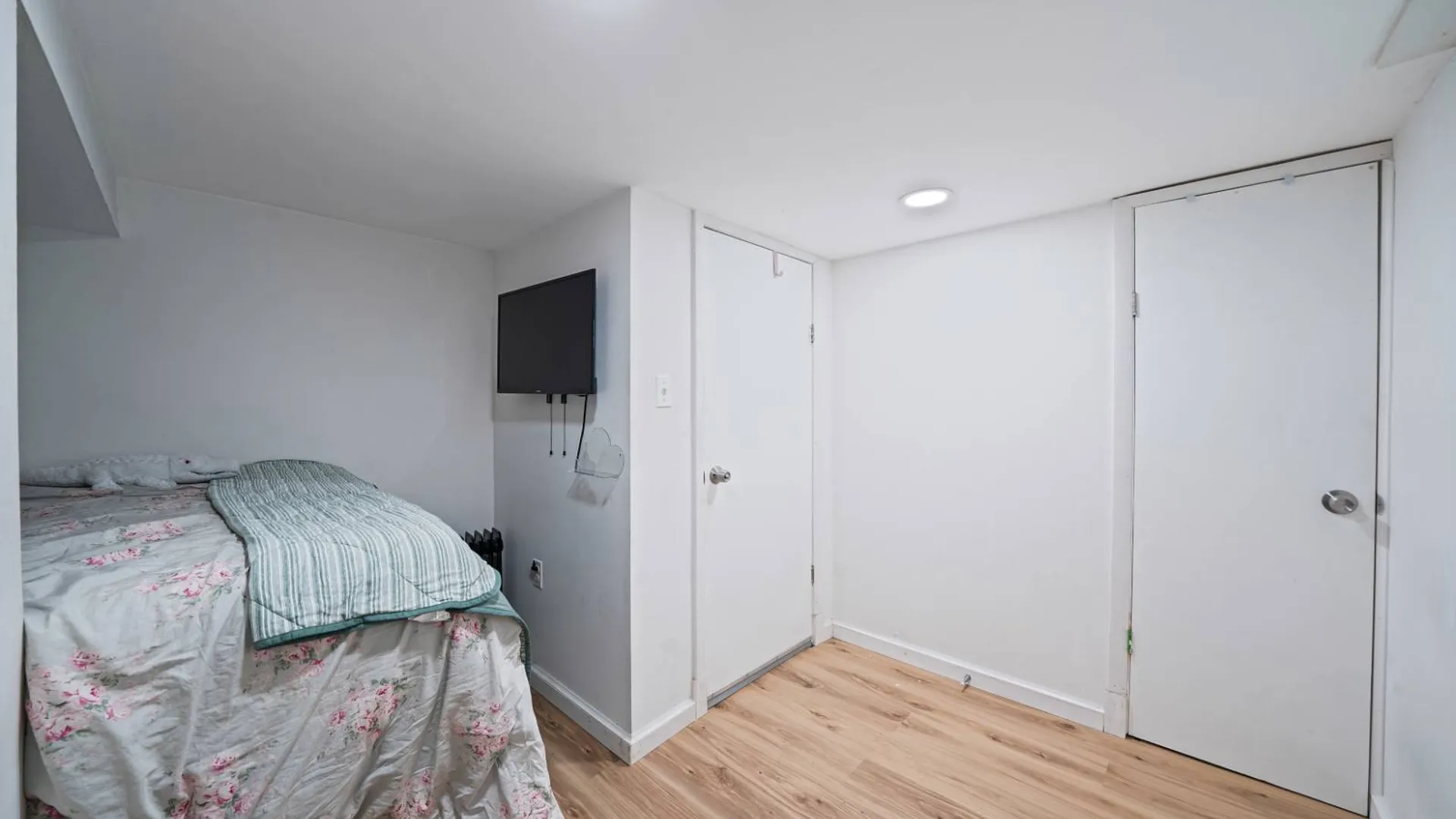 Property at 240-11 88th Avenue, Bellerose, NY 11426 28