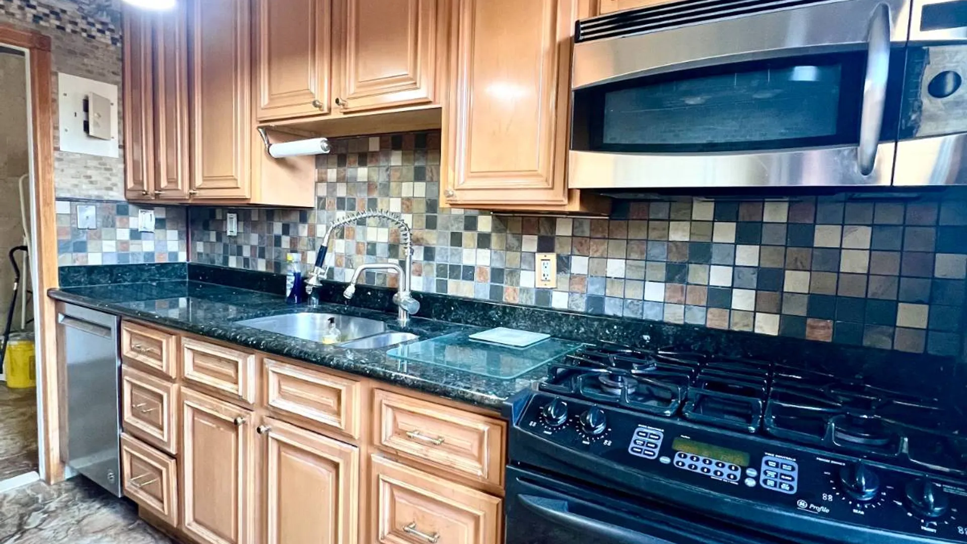 Property at 2260 Burnett St, Brooklyn, NY 11229 7
