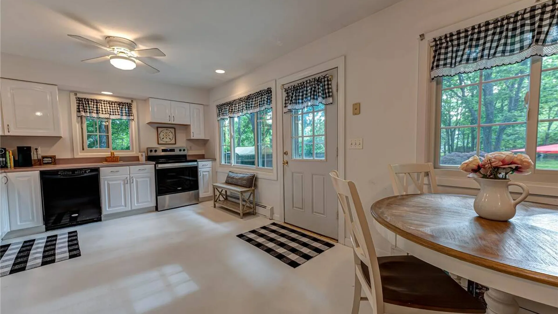 Property at 480 Miller Place Road, Miller Place, NY 11764 5