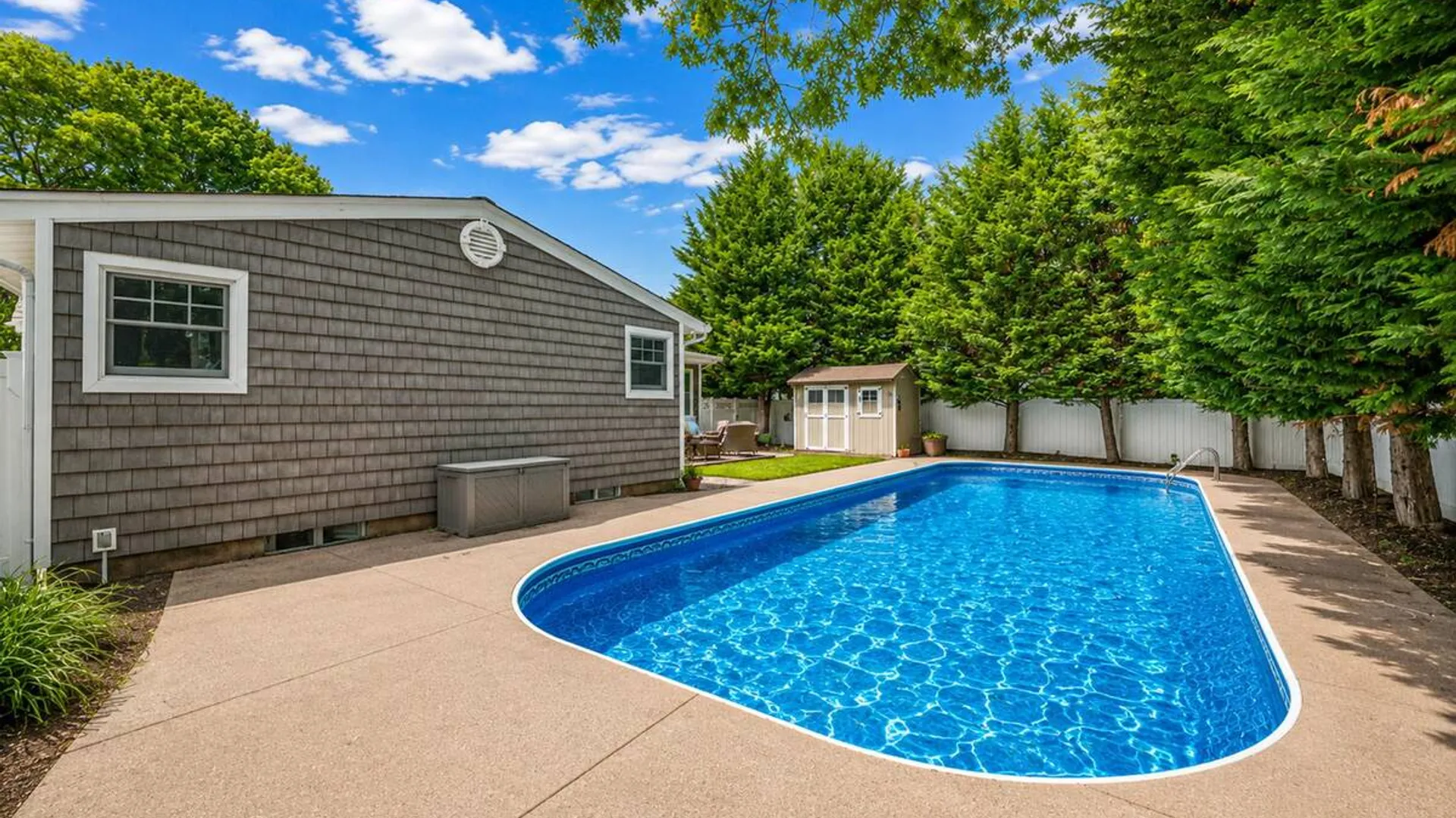 Property at 2 Pueblo Court, Sayville, NY 11782 43