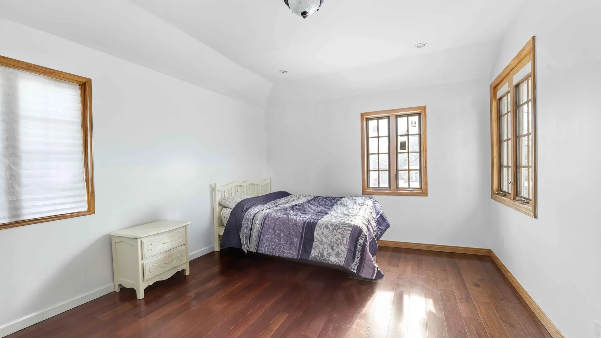 Property at 130 -35 126th St, Queens, NY 11420 8