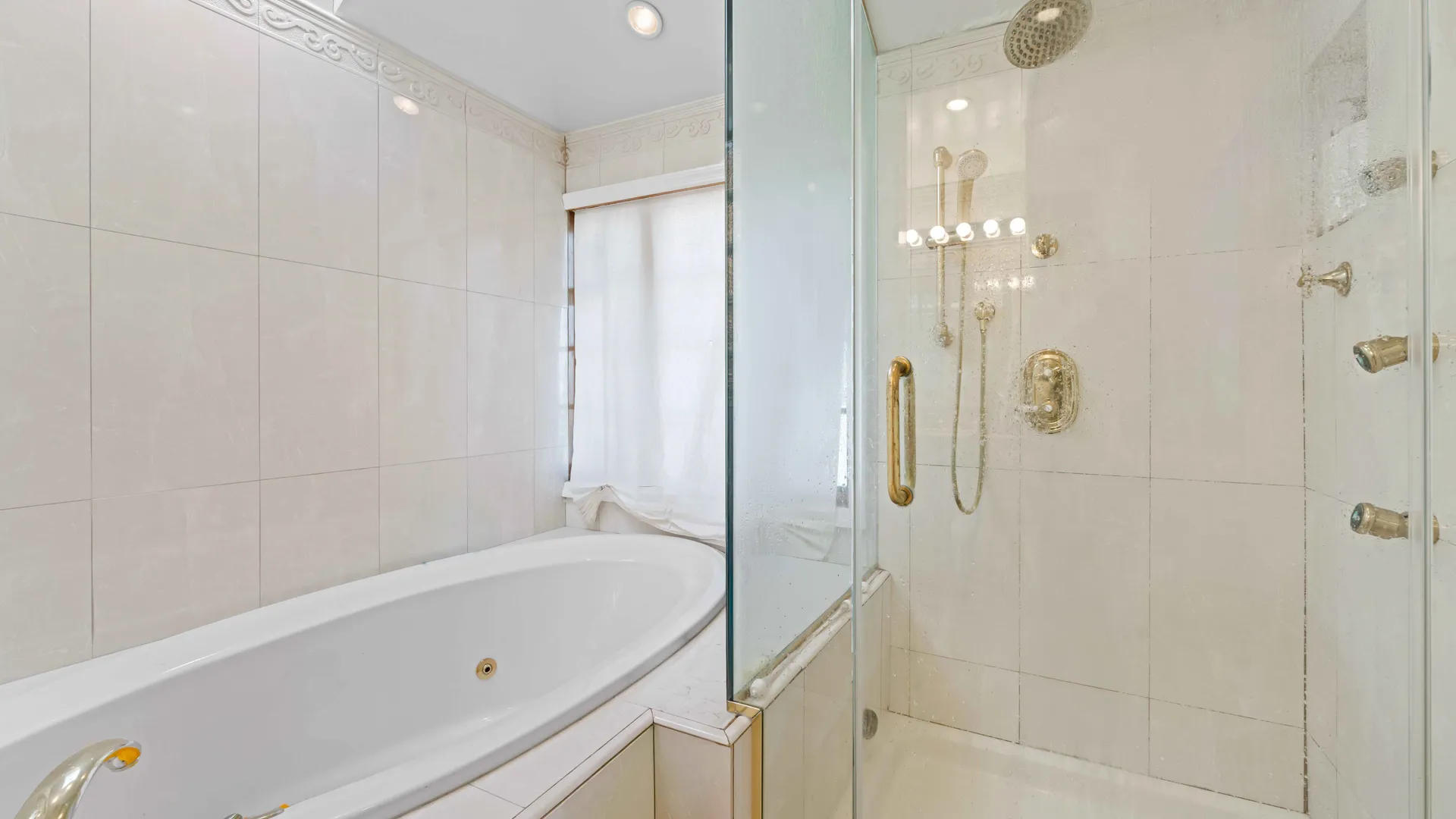 Property at 130 -35 126th St, Queens, NY 11420 15