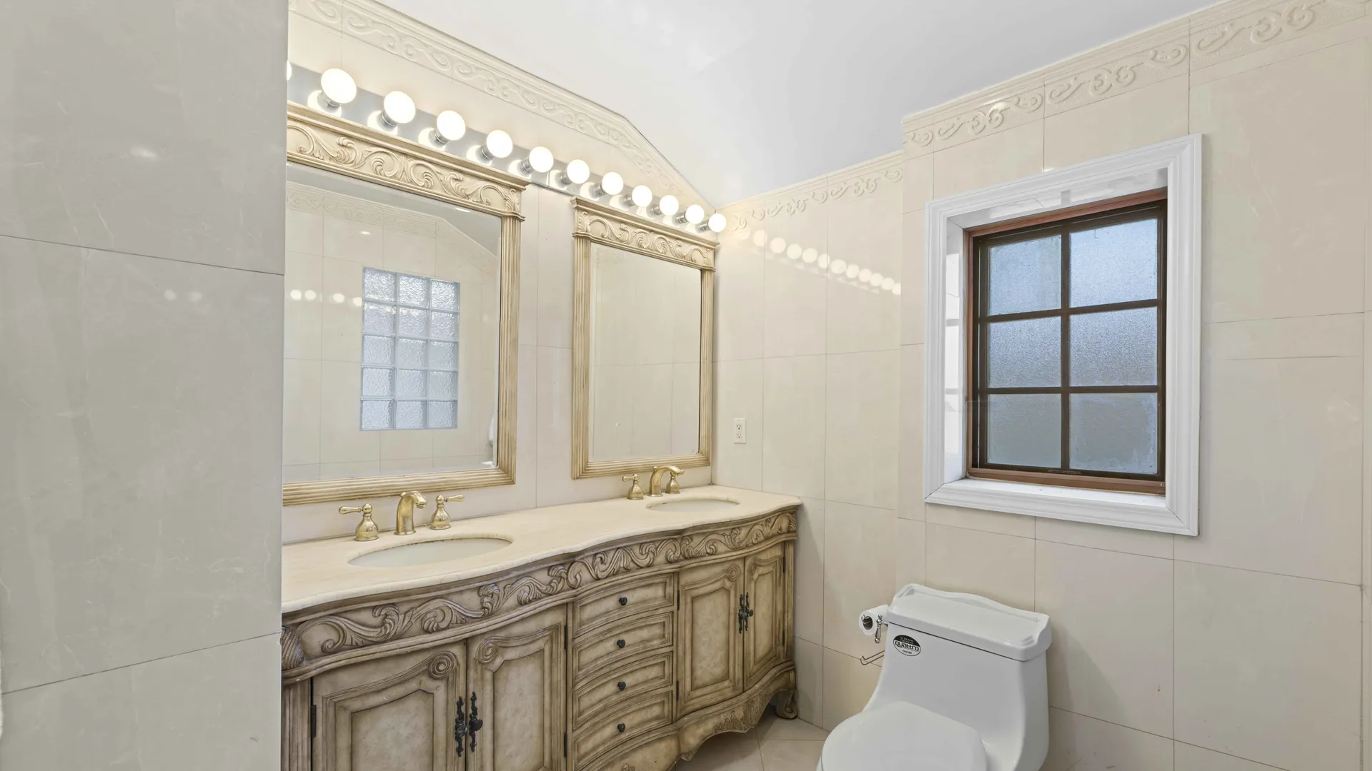 Property at 130 -35 126th St, Queens, NY 11420 16