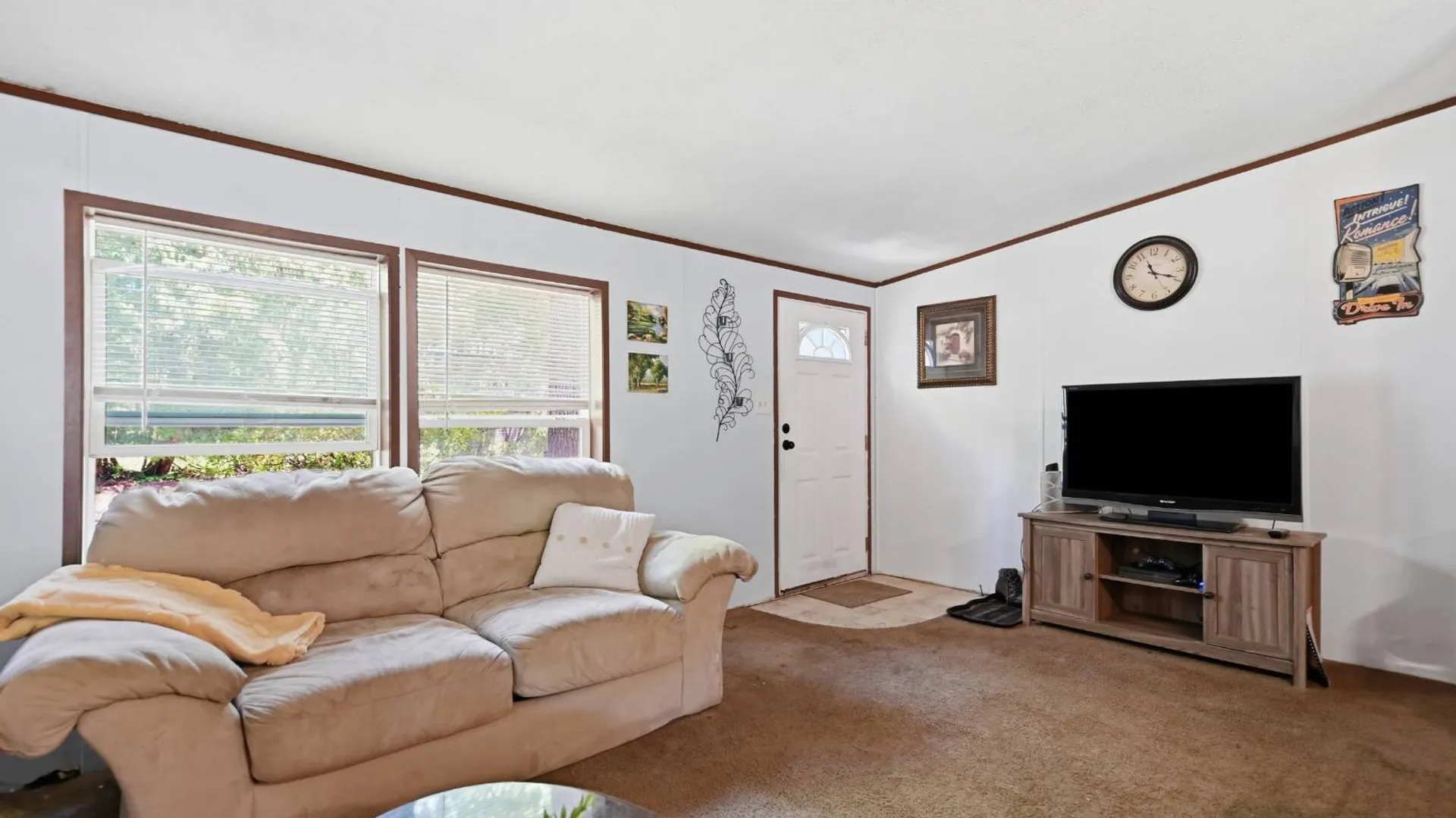 Property at 800 Arnold Street, Ballston Spa, NY 12020 8