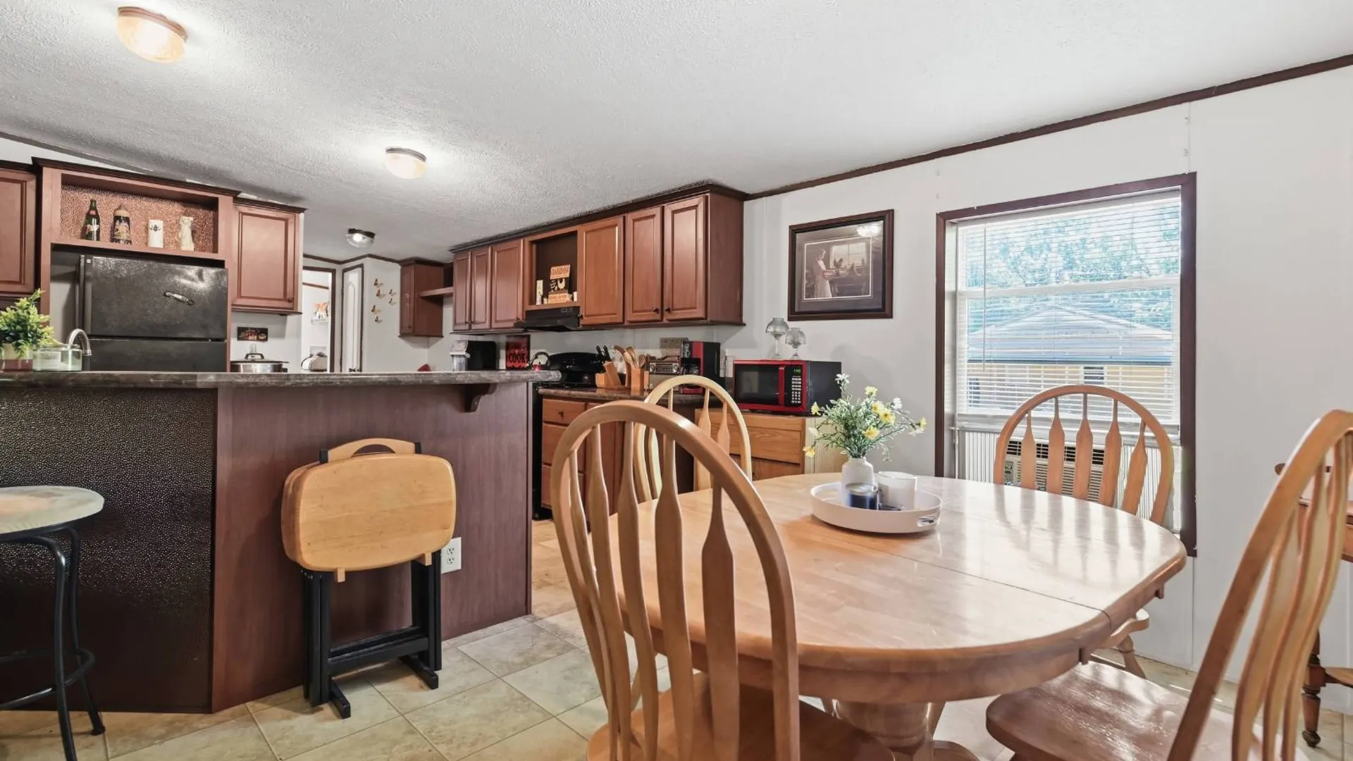 Property at 800 Arnold Street, Ballston Spa, NY 12020 16