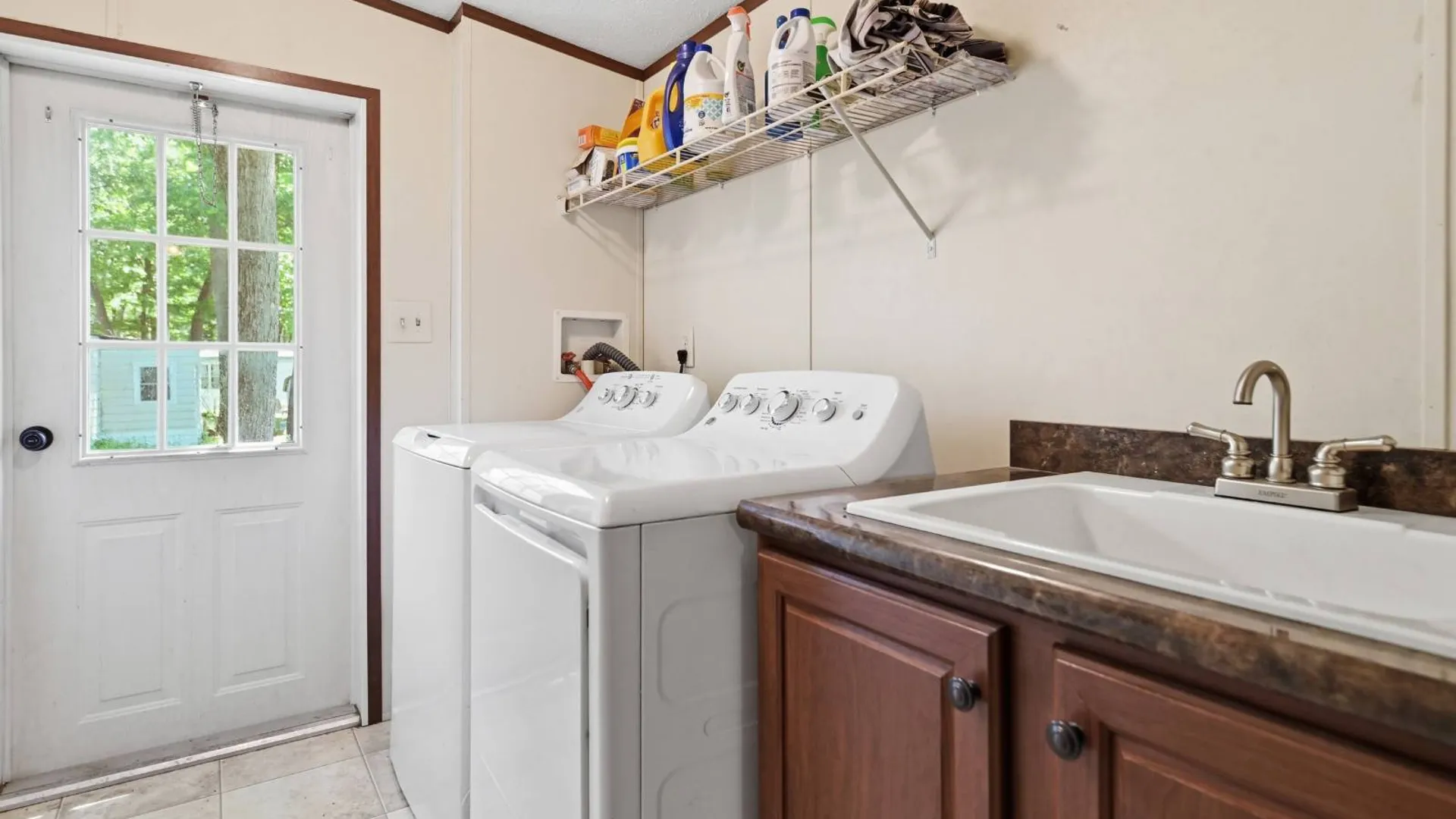 Property at 800 Arnold Street, Ballston Spa, NY 12020 25