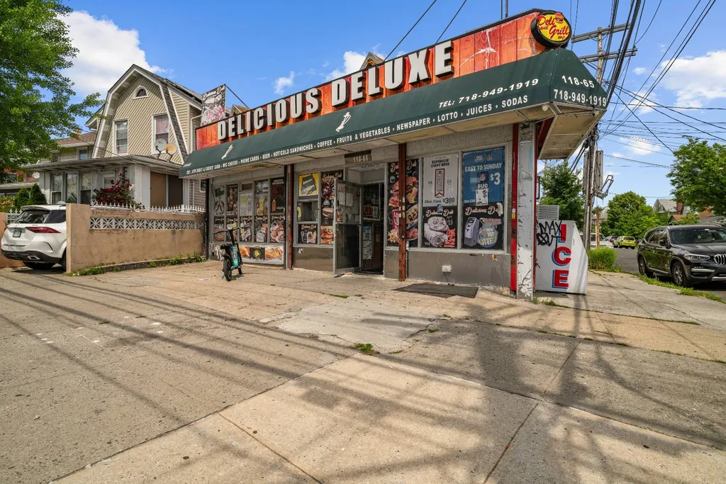 Property at 118-65 farmers blvd, Saint Albans, NY 11412