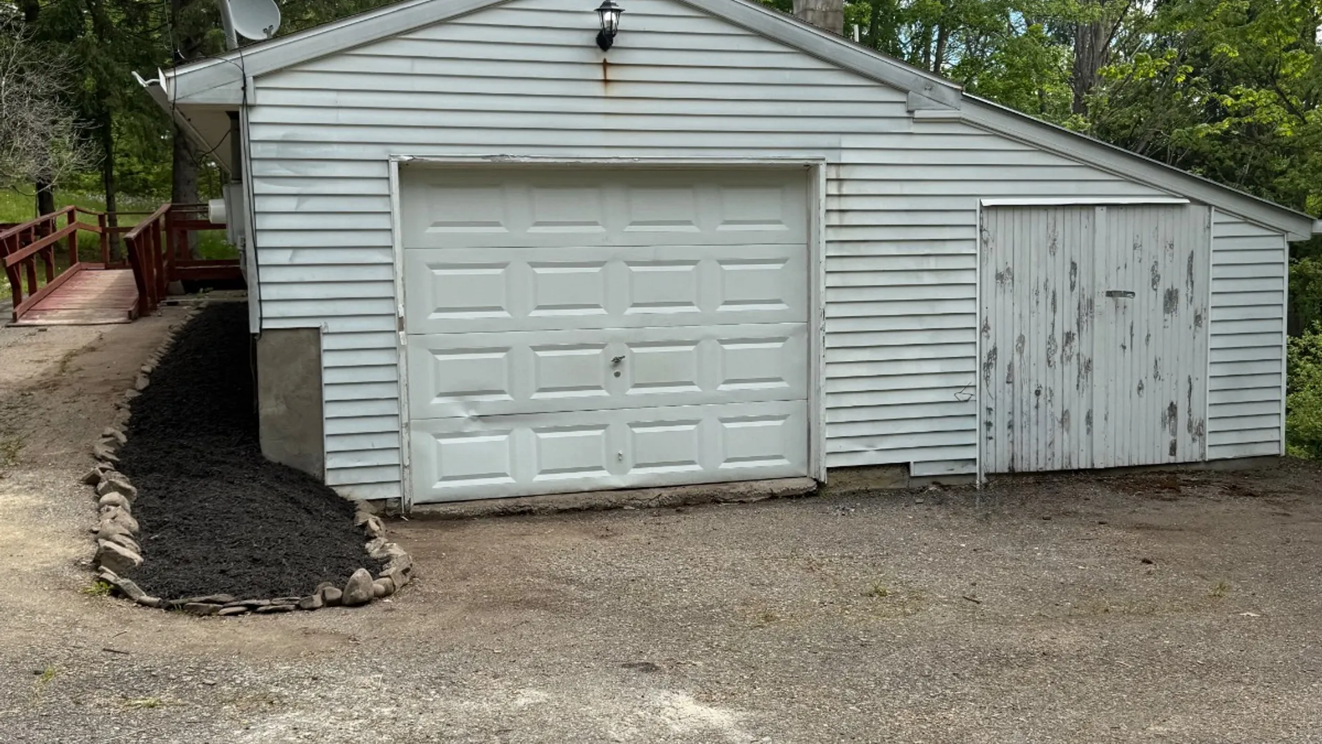 Property at 306 Colesville Rd, Binghamton, NY 13904 3