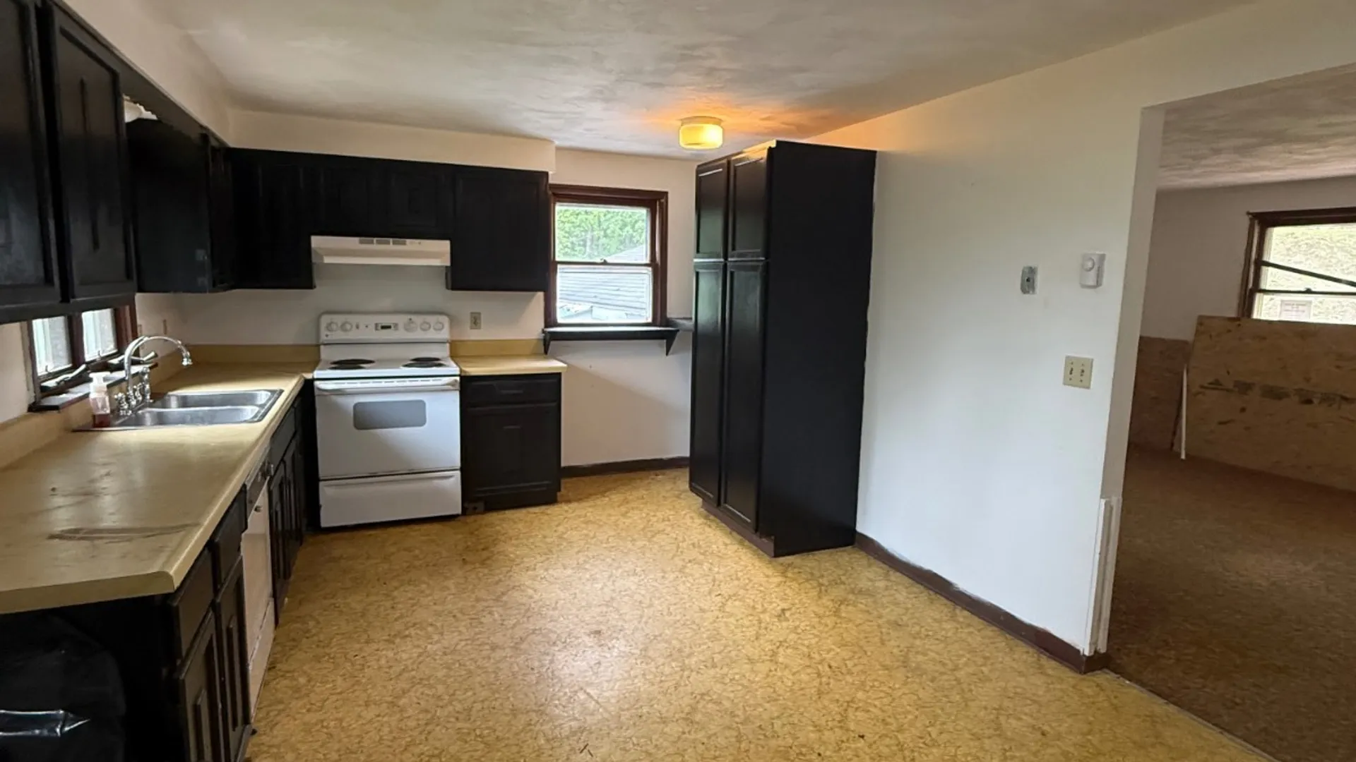 Property at 306 Colesville Rd, Binghamton, NY 13904 5