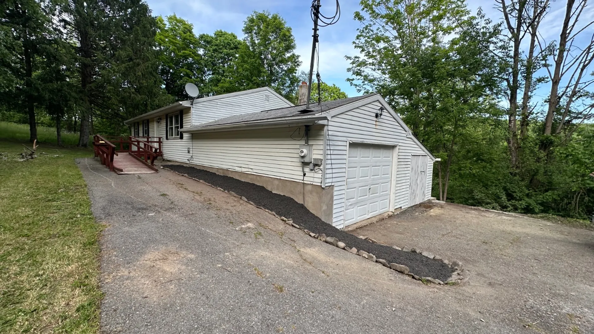 Property at 306 Colesville Rd, Binghamton, NY 13904 31