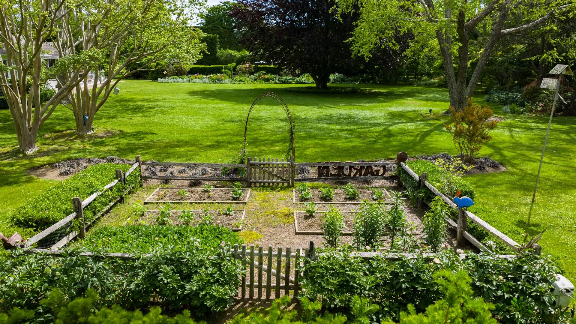 Property at 5 Spaeth Lane, East Hampton, NY 11937 19