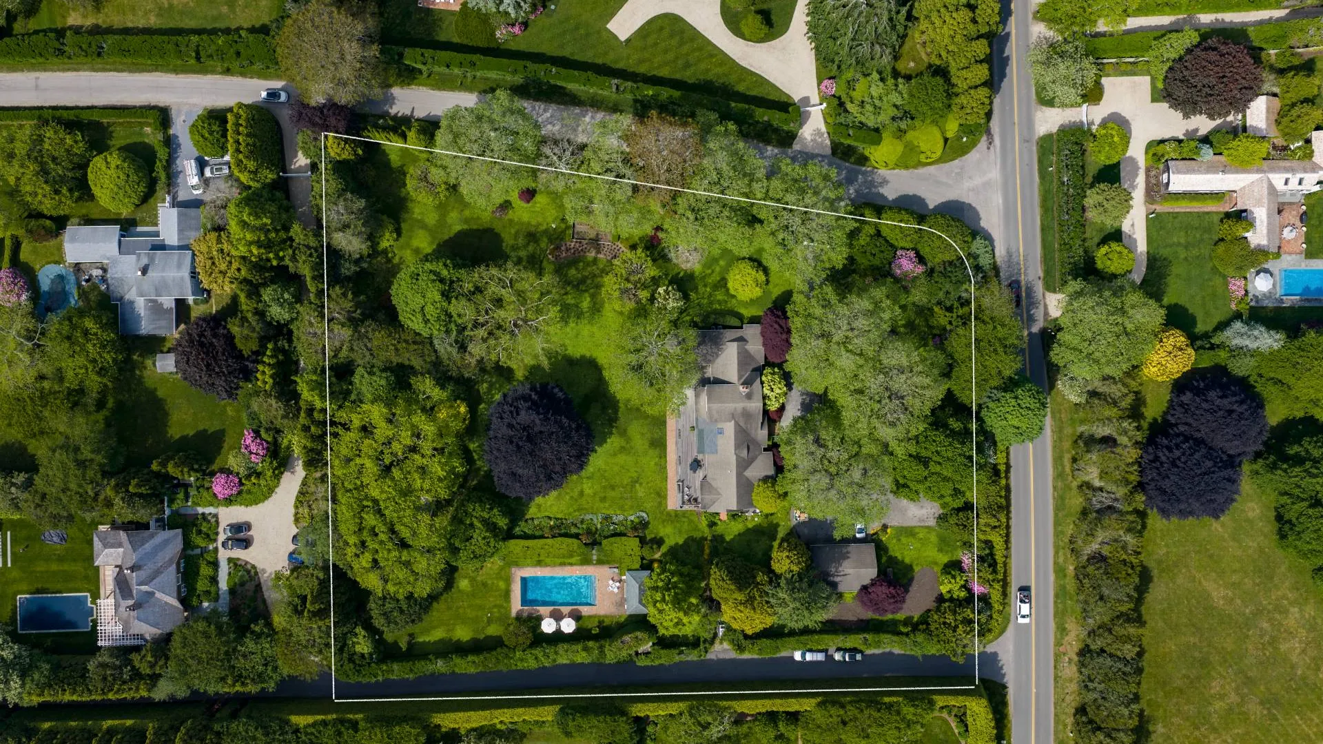 Property at 5 Spaeth Lane, East Hampton, NY 11937 24