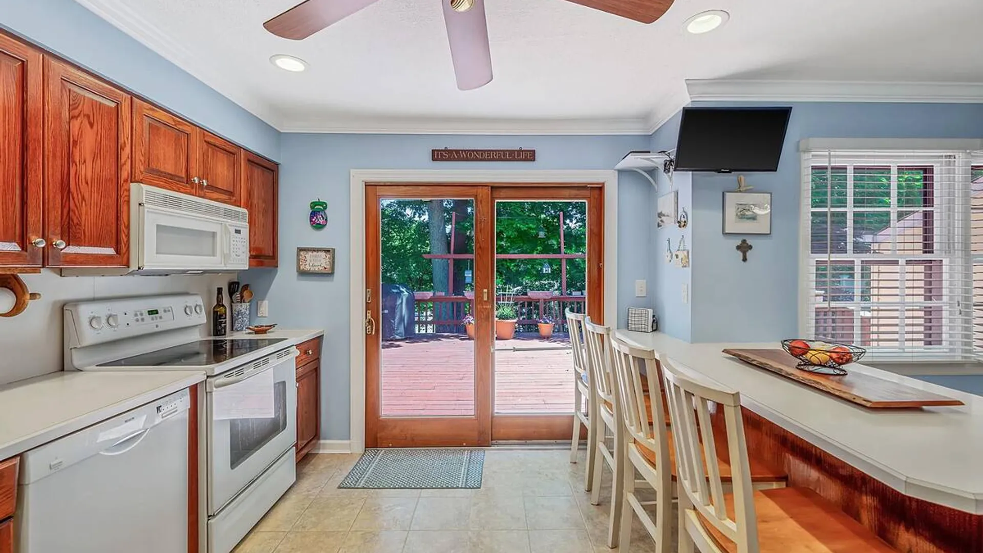 Property at 15 Wood Drive, Oyster Bay, NY 11771 12