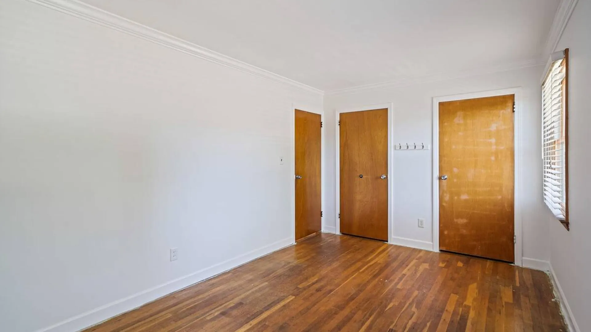 Property at 15 Wood Drive, Oyster Bay, NY 11771 20