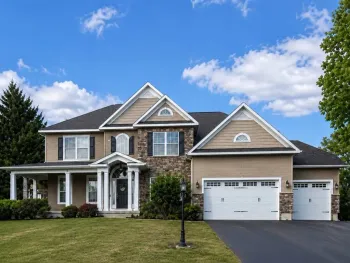 Property at 1012 Gideon Trce, Schenectady, NY 12302