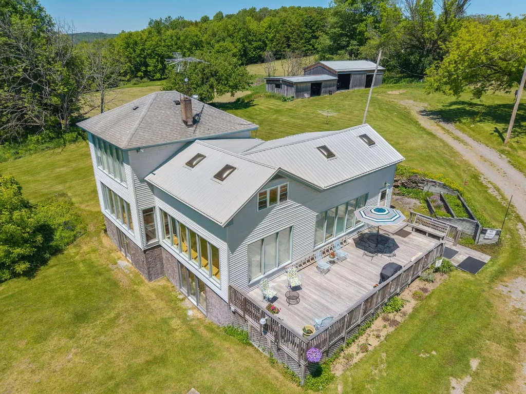 Property at 175 Bassett Rd, West Winfield, NY 13491