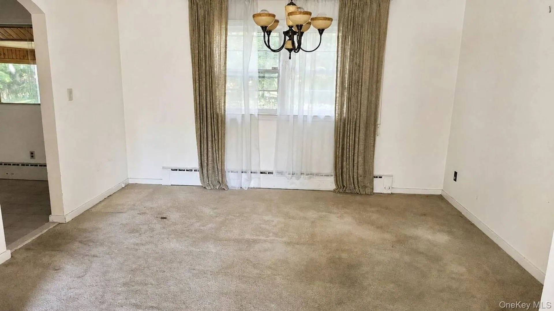 Property at 9 Sheep Pasture Lane, Huntington, NY 11743 5