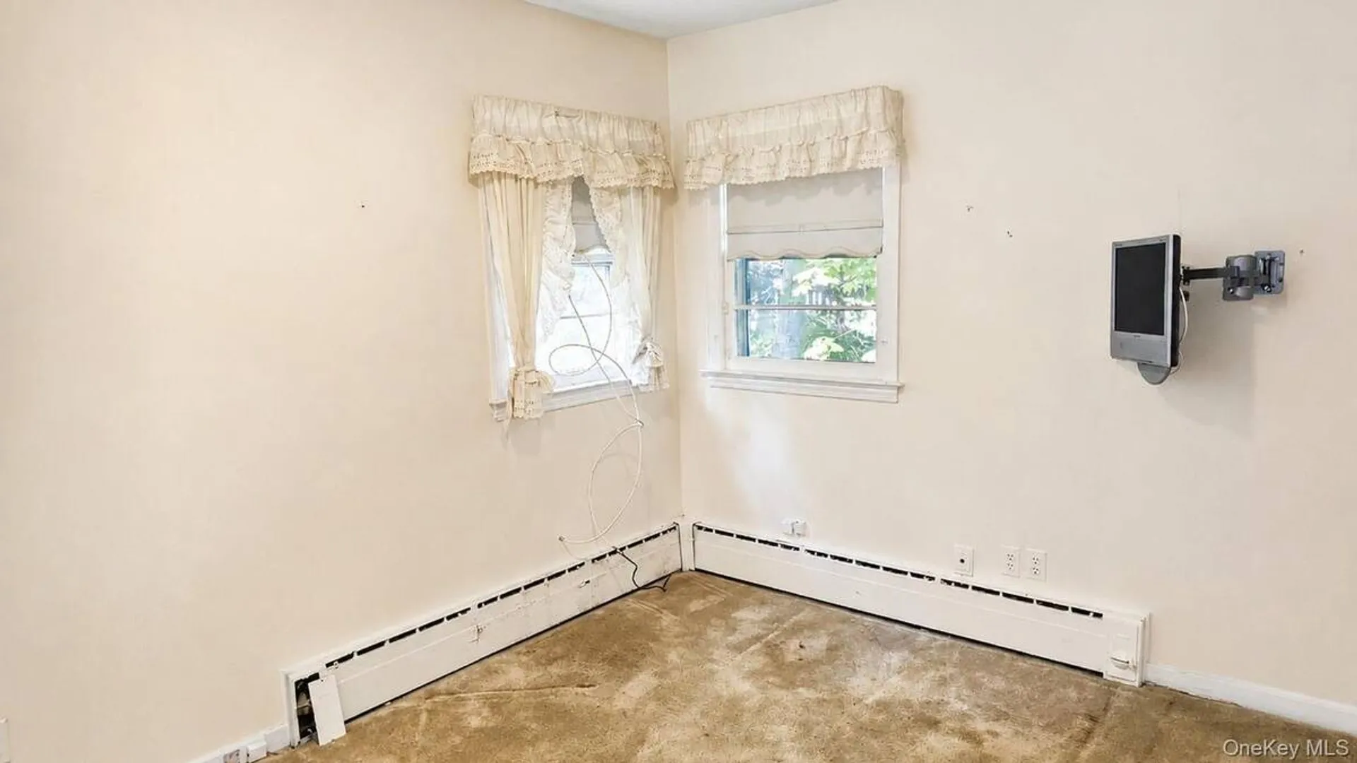 Property at 9 Sheep Pasture Lane, Huntington, NY 11743 13