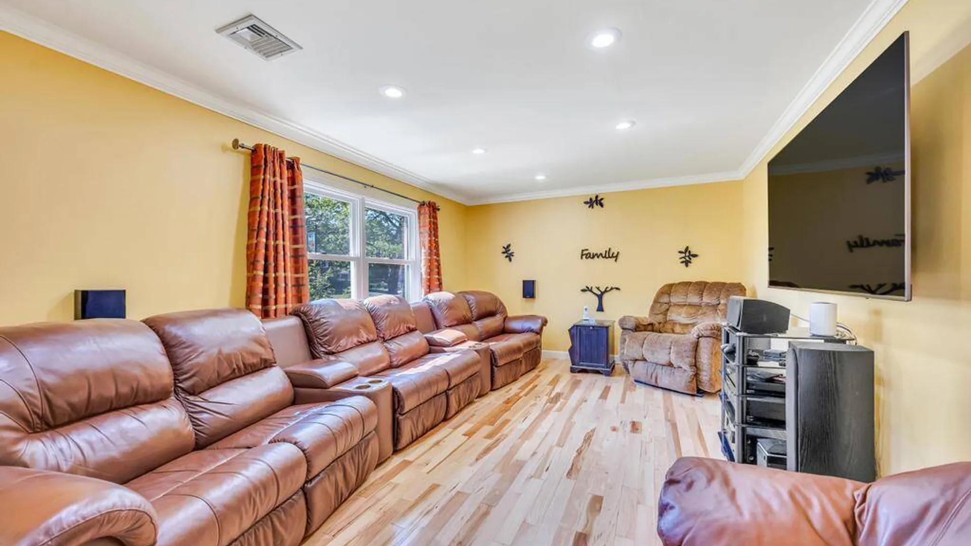 Property at 83 Strathmore Village Drive, South Setauket, NY 11720 21
