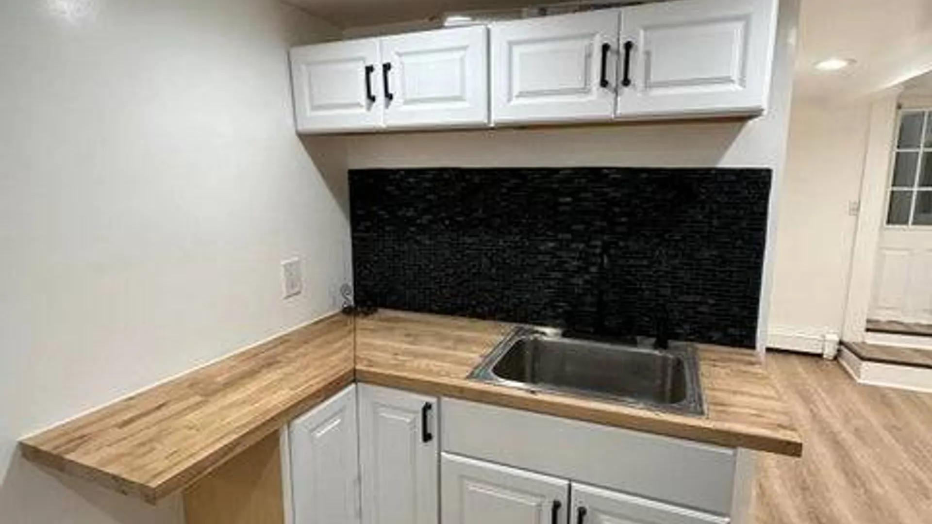 Property at 27 McElwain Avenue, Cohoes, NY 12047 5