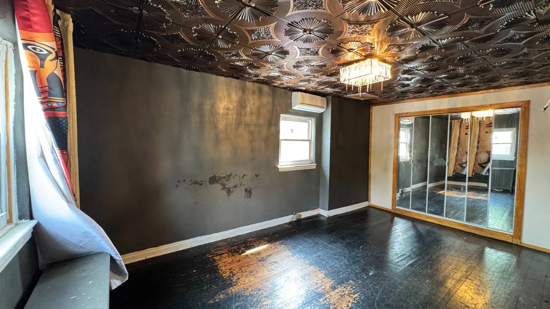 Property at 133-22 228th St, Laurelton, NY 11413 17