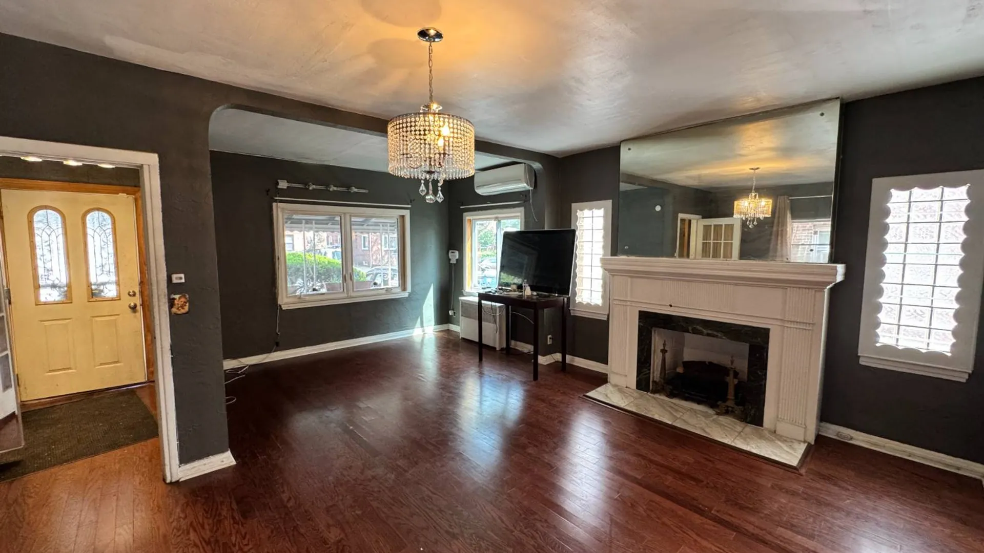 Property at 133-22 228th St, Laurelton, NY 11413 6