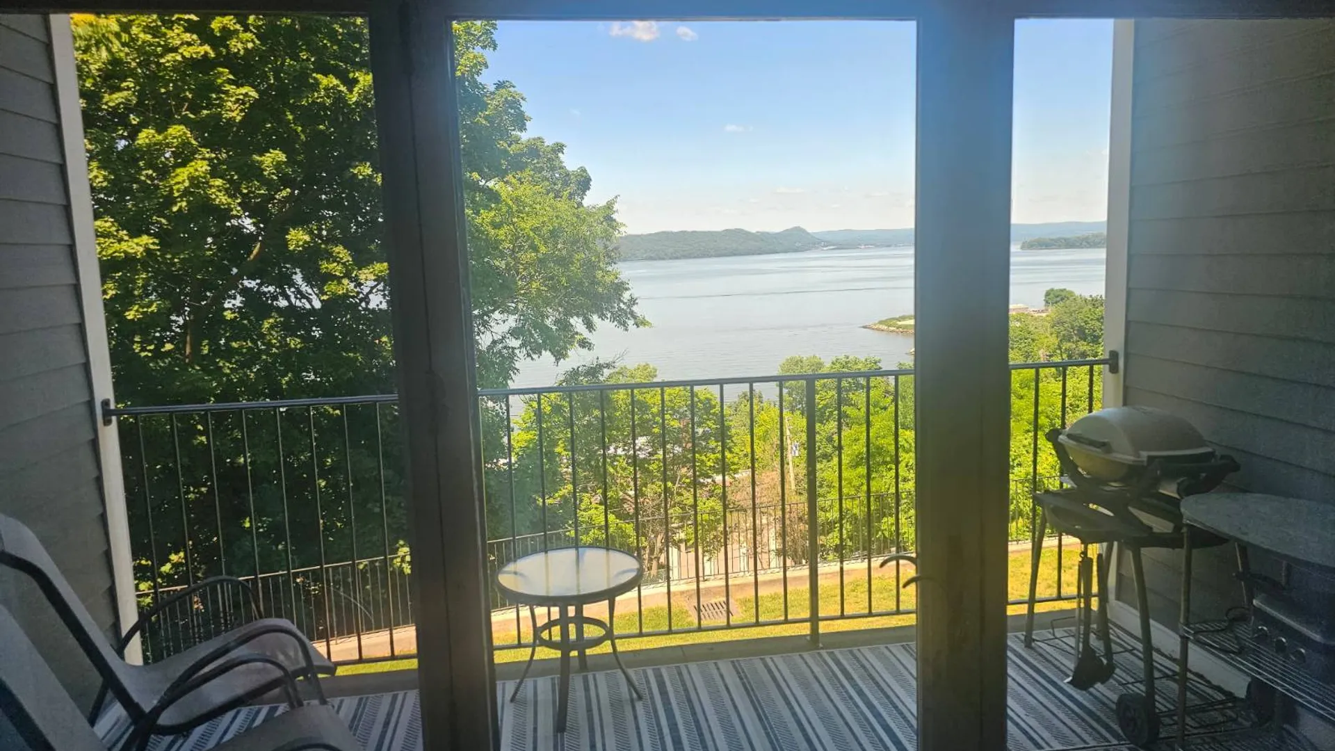 Property at 23 Hudson Point Ln, Ossining, NY 10562 6