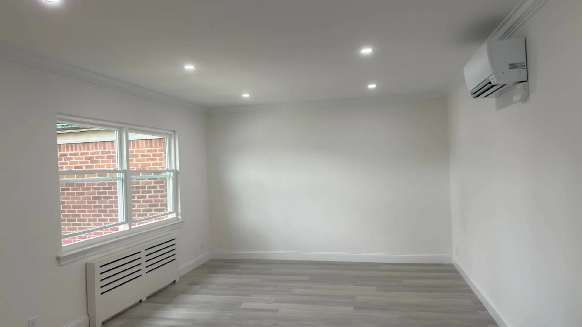 Property at 56-49B Utopia Pkwy, Fresh Meadows, NY 11365 6