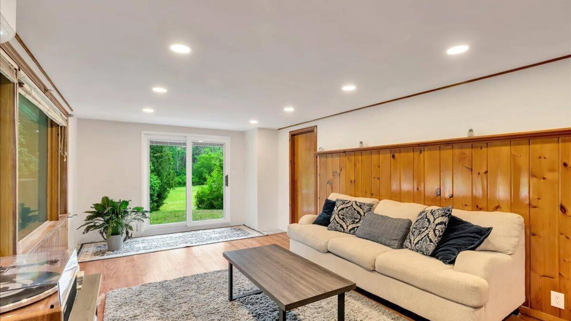 Property at 832 Nys Rt 29, Saratoga, NY 12866 6