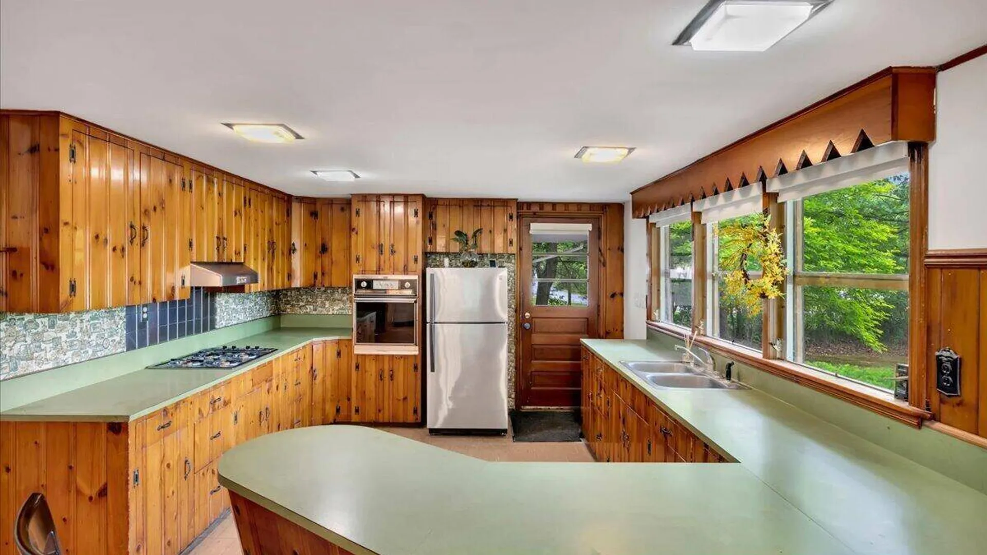 Property at 832 Nys Rt 29, Saratoga, NY 12866 9