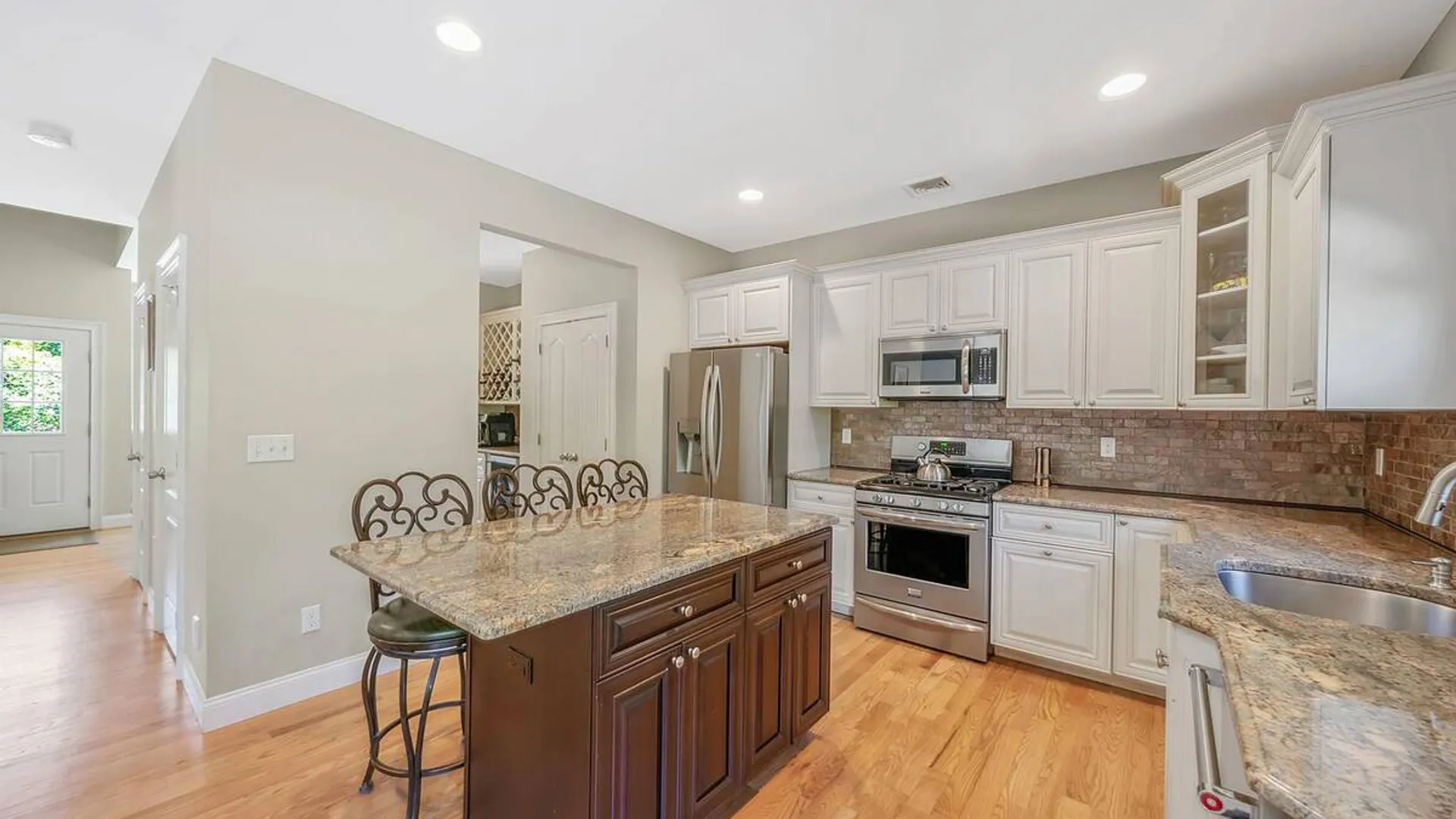 Property at 44 Merritts Path, Rocky Point, NY 11778 12